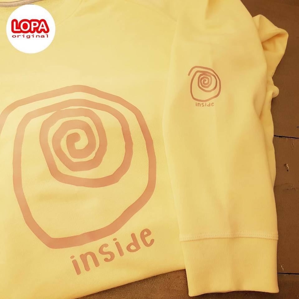 Sweater inside